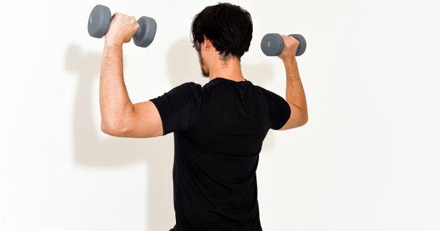 Shoulder press to get sharp shoulders! How to do it right and tips on how to do it.