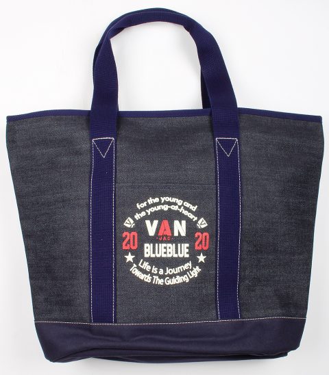 Other accessories such as tote bags and caps are not to be missed!