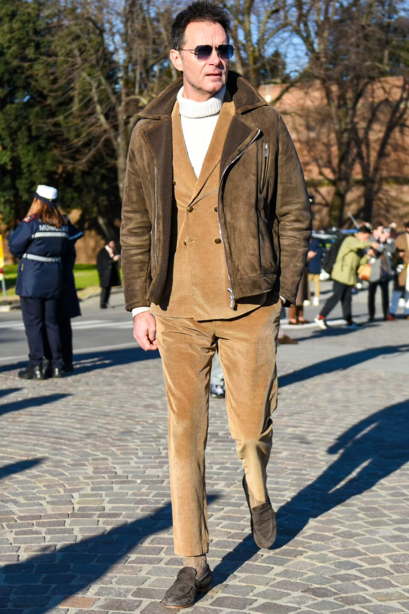 レイヤード コーデ特集 おさえておきたいコツやこなれ感溢れる注目の着こなしを紹介 メンズファッションメディア Otokomae ページ 6otokomae 男前研究所 ページ 6