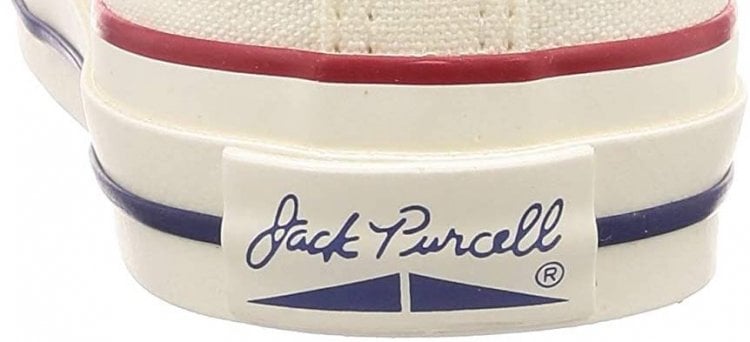 ジャックパーセルの特徴 2「バックスタイルをキャッチーに装飾する“ヒゲマーク”」