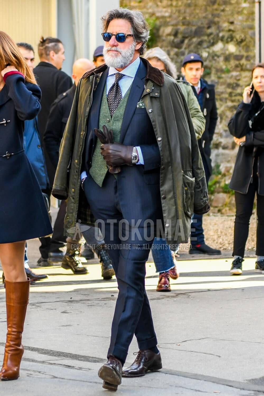 バブアーの着こなし特集 海外のストリートスナップを一挙紹介 メンズファッションメディア Otokomaeotokomae 男前研究所