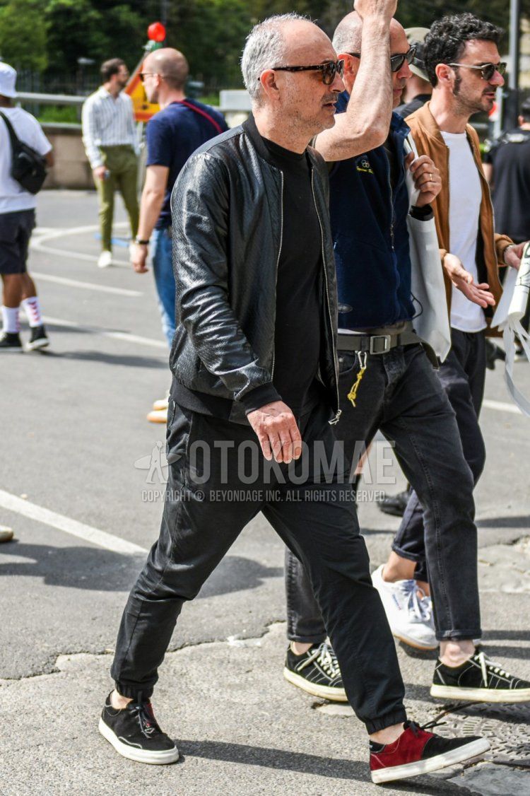 ジョガーパンツでメンズコーデの足元を軽快にこなす メンズファッションメディア Iicf ページ 6iicf 男前研究所 ページ 6