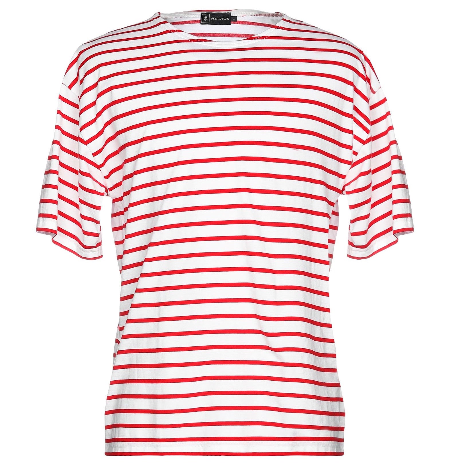 赤tシャツ コーデ メンズ特集 ハツラツとした印象を与える大人の着こなし おすすめアイテムを紹介 メンズファッションメディア Scorecardshops 男前研究所