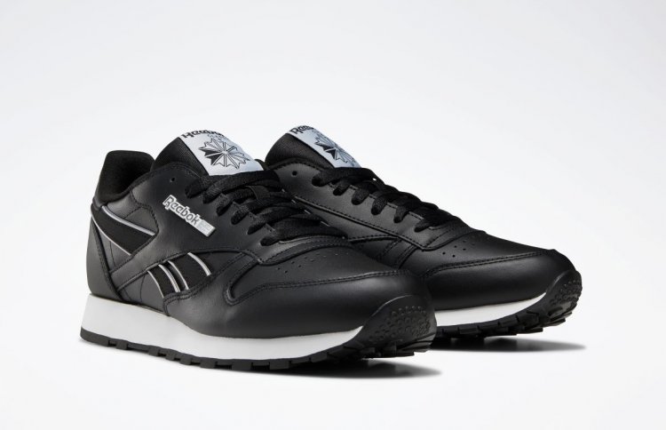 ふちどりのモノトーンのコントラスがシャープ「CL LEATHER PIPING」