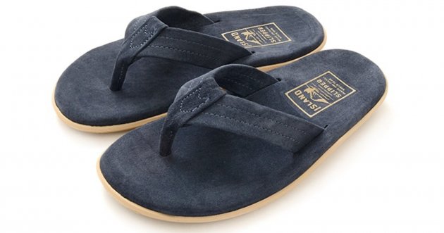 What is the appeal of “Island Slippers,” sandals from Hawaii that are loved around the world?