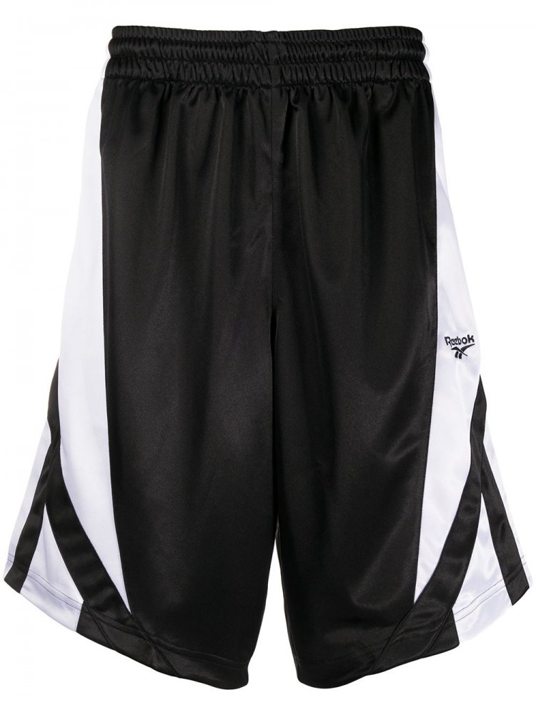 Reebok(リーボック) サイドパネル 黒ショートパンツ