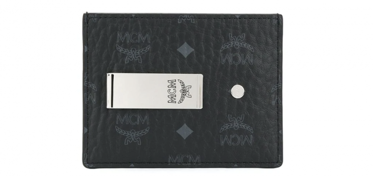 MCM(エムシーエム)のミニ財布「カードも収納できるマネークリップでスマートかつ便利に」