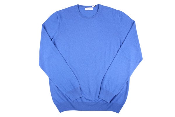 秋コーデは青セーターが一枚あると便利！「Gran Sasso(グランサッソ)のセーター」