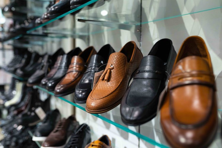Leather Shoes How to Choose (4) "It's best to choose from a store with a wide variety of models and stocks!"