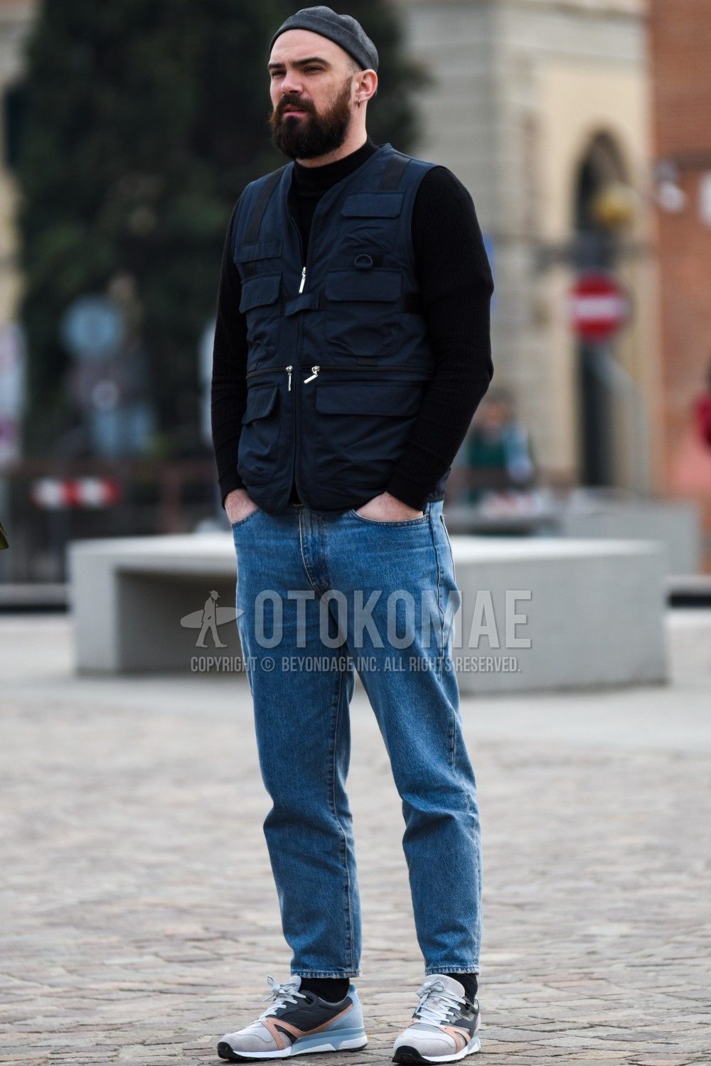 ベスト コーデ メンズ特集 アウター使いした秋冬の着こなしを紹介 メンズファッションメディア Otokomaeotokomae 男前研究所