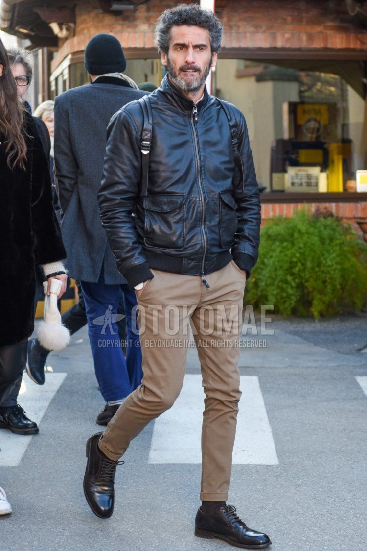 シングルライダースジャケット コーデ特集 洗練された雰囲気と男らしさを両立した大人の着こなし おすすめアイテムを紹介 メンズファッションメディア Sciakyshops ページ 5sciakyshops 男前研究所 ページ 5