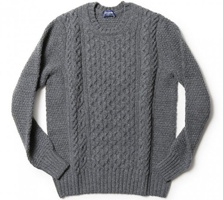 Crew neck knit Recommended 4: "Drumohr cable-knit mid-gauge knit