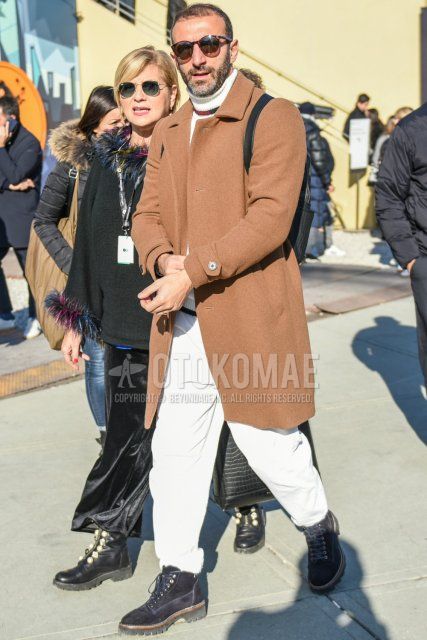 Men's fall/winter coordinate and outfit with brown tortoiseshell sunglasses, plain beige stainless steel collar coat, plain white turtleneck knit, plain white winter pants (corduroy, velour), black boots, and plain black backpack.