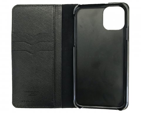 Collaboration item 2: "A versatile iPhone case that can also be used as a wallet!