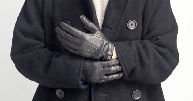 Elevate your winter look by investing in leather gloves! Selected recommendations
