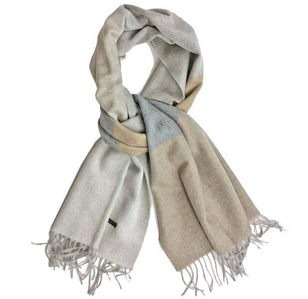 マフラー メンズ特集 男を艶やかに魅せるあの定番からハイエンドモデルまでオススメを一挙紹介 メンズファッションメディア Otokomae 男前研究所 ページ 7 ページ 7