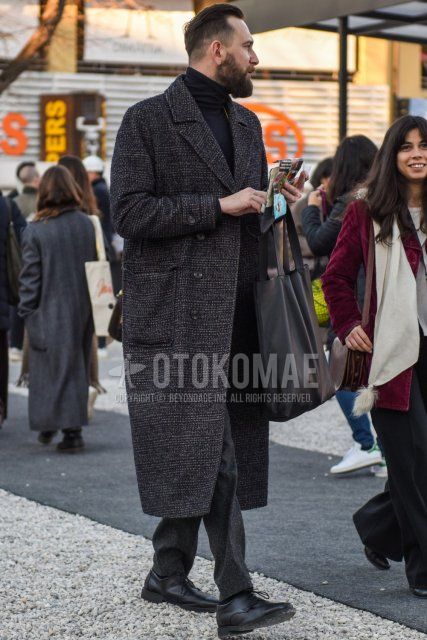 Men's fall/winter outfit and outfit with gray checked Ulster coat, plain black turtleneck knit, plain gray slacks, and black plain toe leather shoes.