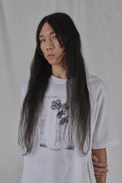 Kinenbi" collection consisting of items with designs inspired by anniversary flowers