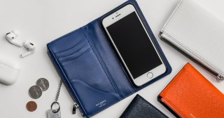 イマどき人気の大人スマホケースなら他の荷物いらずで外出できる！？