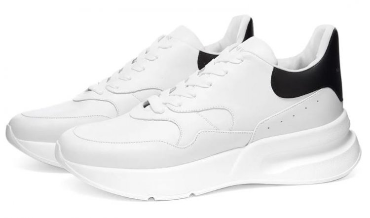 Alexander McQueen(アレキサンダーマックィーン) 厚底スニーカー オーバーサイズランナー