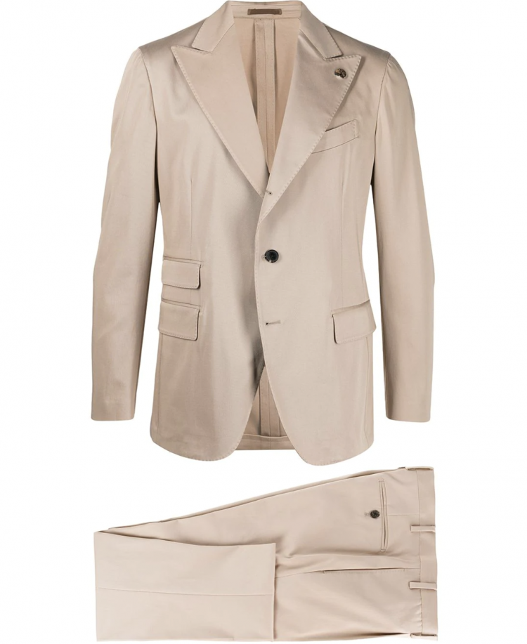 Here's the casual set-up suit you've been looking for! " Gabriele Pasini two-piece suit