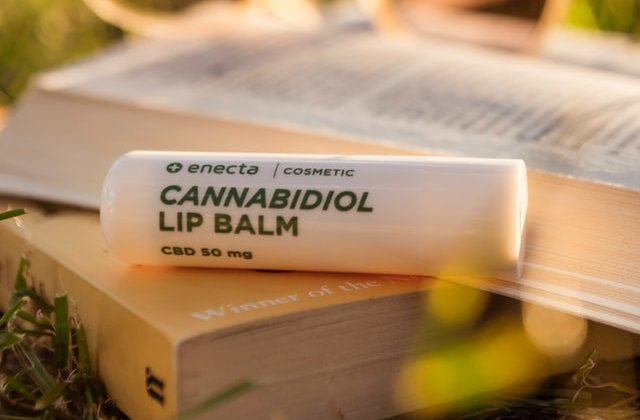enecta-cannabis-extracts-HtYQTm_9Htc-unsplash