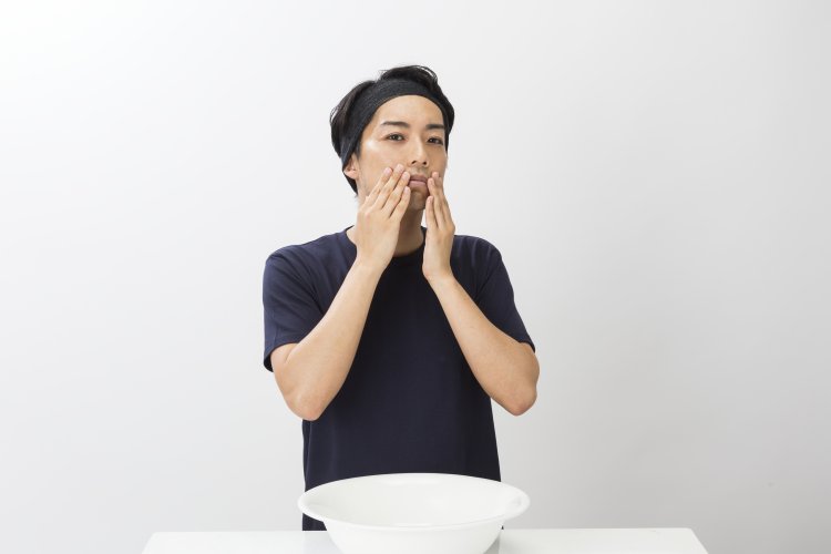 Bulkohm's recommended skincare method 3: "Don't forget to finish off your skin! Keep moisture and "protect" your skin."