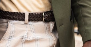 ベルトを留めるべき正しい穴の位置は メンズファッションメディア Otokomae 男前研究所