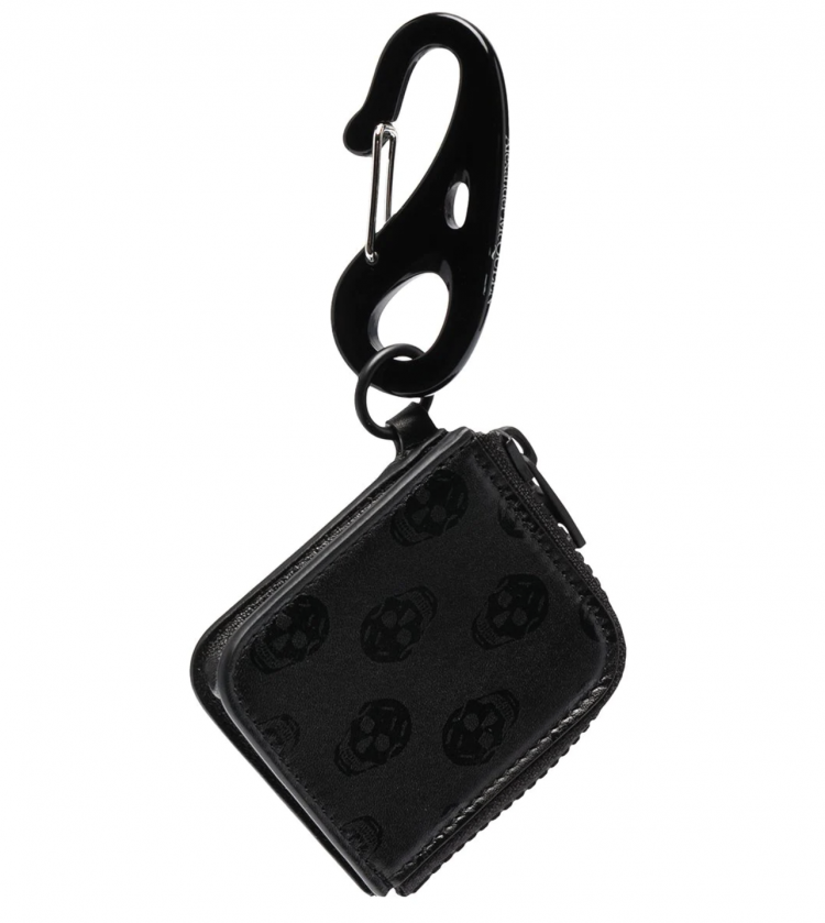 You can carry it like a pouch! alexander mcqueen key case "