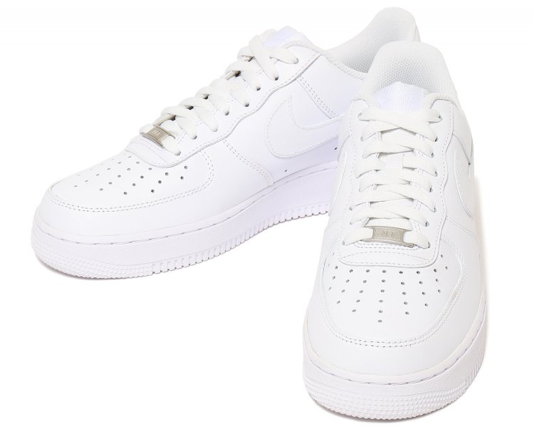 7NIKE Air Force 1 '07