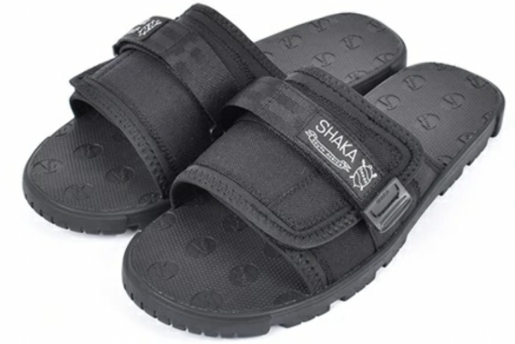 SHAKA's "BOOT CAMP BF" shower sandals