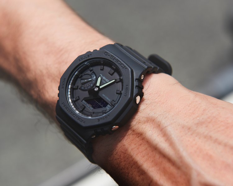 コスパグッドな黒のメンズ腕時計①「あのG-SHOCKの新定番！GA-2100-1A1JF」