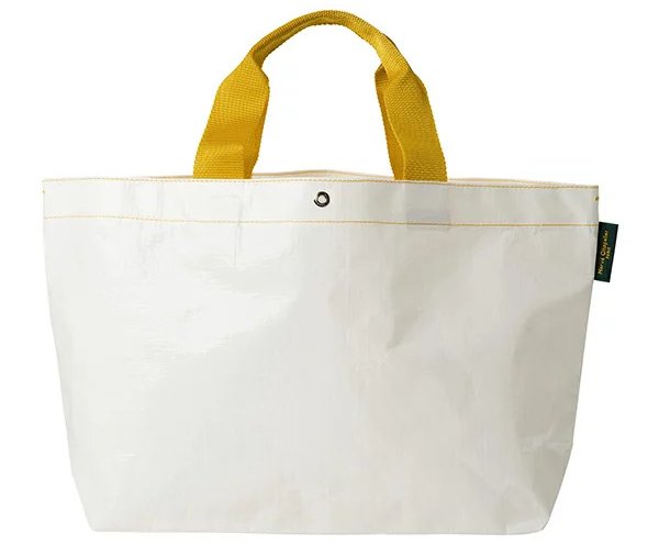 Hervé Chapelier recommended item 2: "Beach & Marche Bag" for easy carrying.