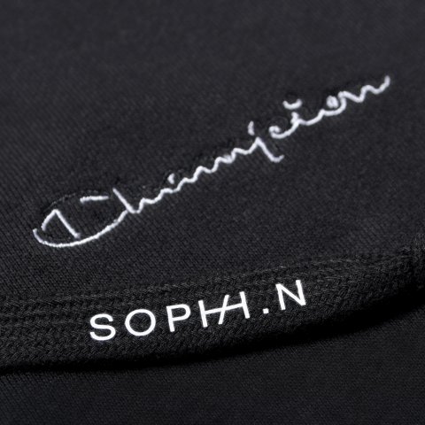 A special sweatshirt collection from the " Champion x SOPH. x N.HOOLYWOOD " triple collaboration is now available!
