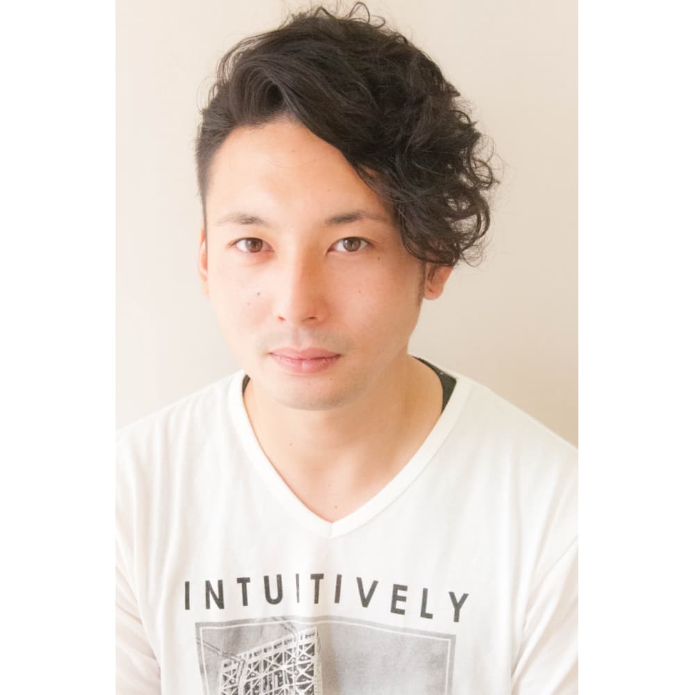 メンズ定番の髪型 ミディアム ツーブロック のおすすめヘアを顔型別にピックアップ メンズファッションメディア Otokomae 男前研究所