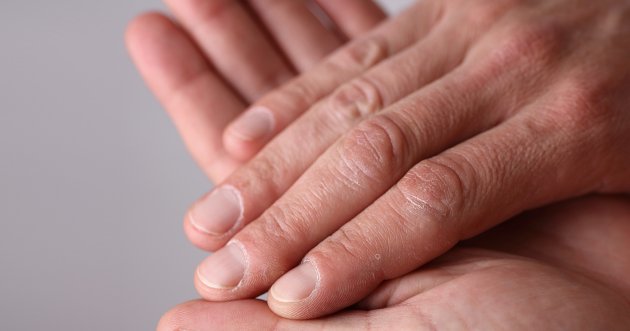 Men need to take care of their nails too! Learn how to care for your nails & recommended products!