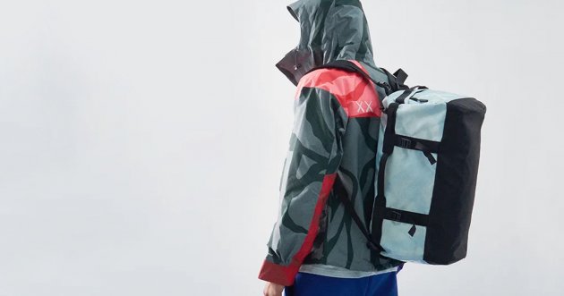 THE NORTH FACE XX KAWS ” is now available at MATCHES FASHION! Some items are already sold out right after the launch!