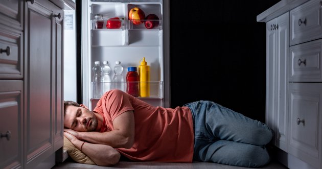 寝る前に摂っちゃダメな食べ物&飲み物10選！良質な睡眠のカギは食事にあり