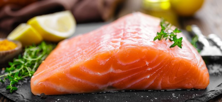 Foods that help burn fat Recommended 3) "Salmon