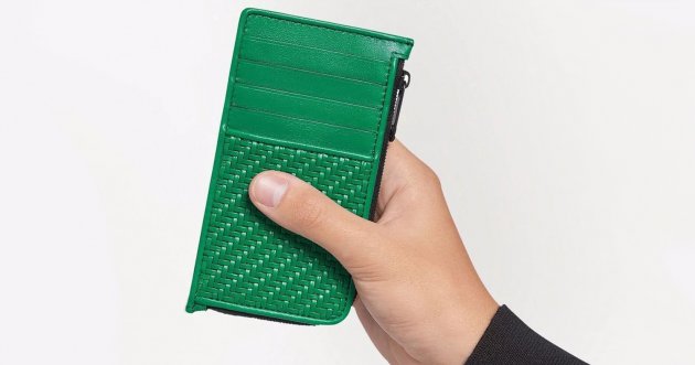 For a money boost! Selected picks for the best green mini wallets.