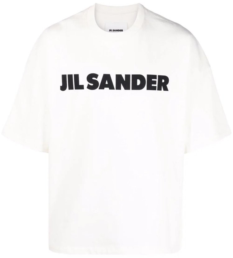 シンプルデザインのビッグシルエットTシャツ②「JIL SANDER(ジルサンダー) ロゴTシャツ」