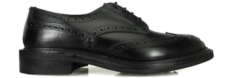 ネイビースーツに合わせたいブラックのおすすめ革靴「Tricker's(トリッカーズ) BOURTON」