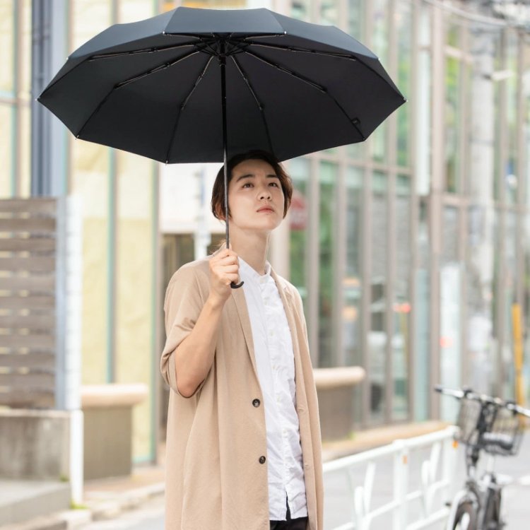 メンズの日傘人気の理由_③「汗予防で清潔感をゲット！」