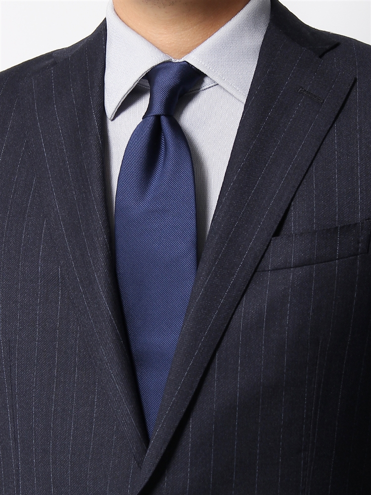 転職面接におけるネクタイの色柄の正解は？
