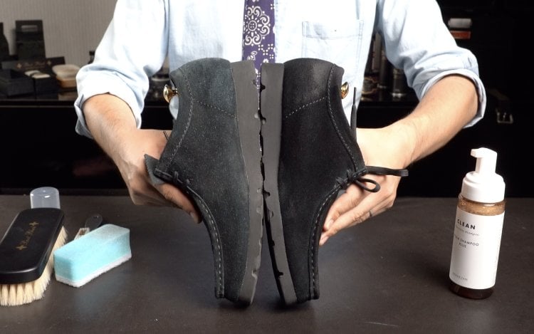 スエード靴の深い部分に浸透した汚れのケア方法は？