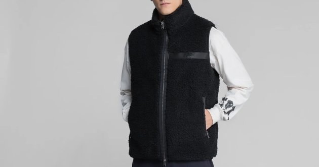 14 recommended fleece vests for men that can be used in three seasons: spring, fall, and winter.