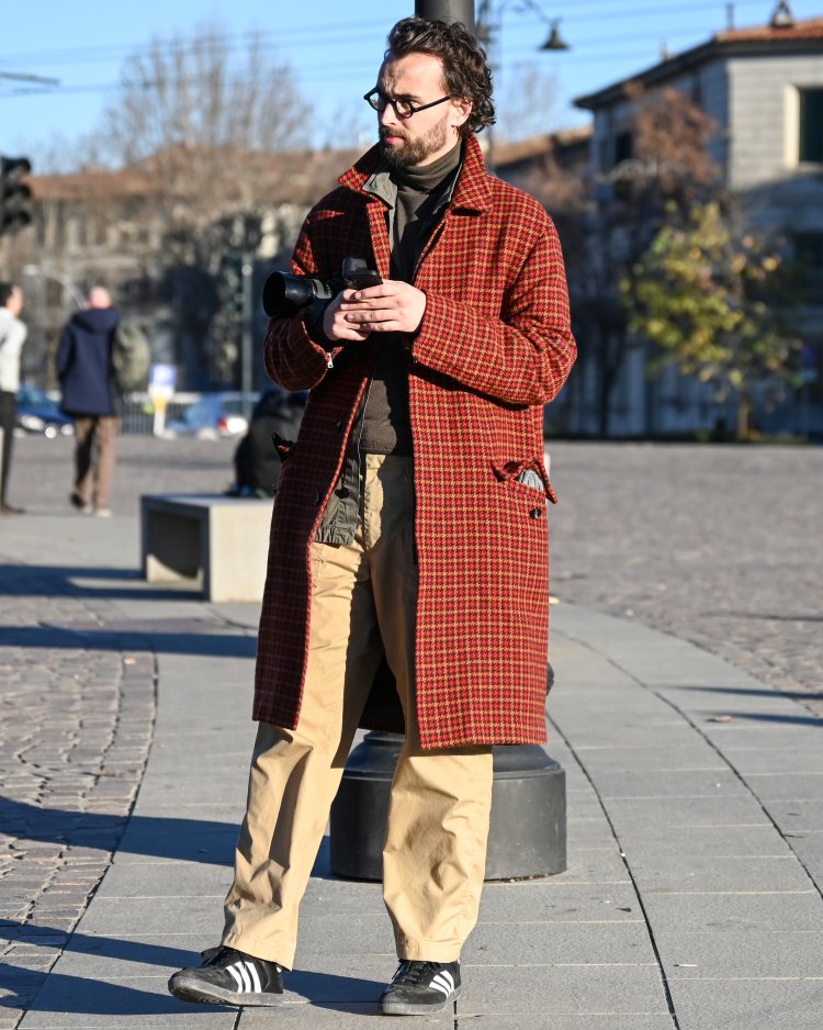 Pitti Uomo 103 - Men's outfits with red check coat