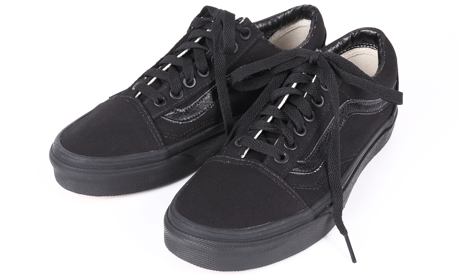 Moreschi 0671000 Deerskin Sneakers Black | MensDesignerShoe.com