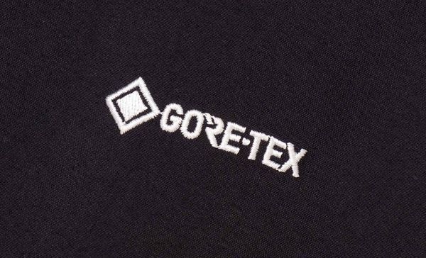 圧倒的なプロテクション機能を誇る「GORE-TEX(ゴアテックス)」