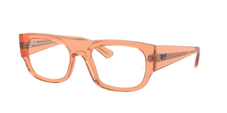 Ray-Ban introduces new products in colors perfect for summer! Five different models made of bio-based material